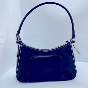 Black handbag with white trim fun retro look